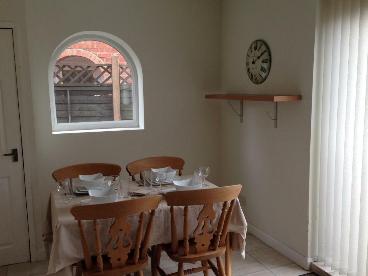 Comfortable House In Warwick Warwick  Bagian luar foto